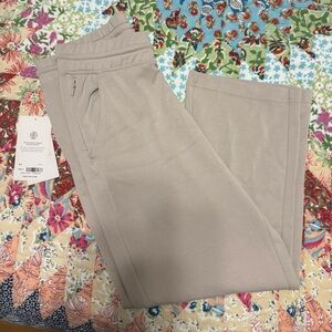 NWT Athleta Seasoft straight leg pant sz small ret $98 hard to find color